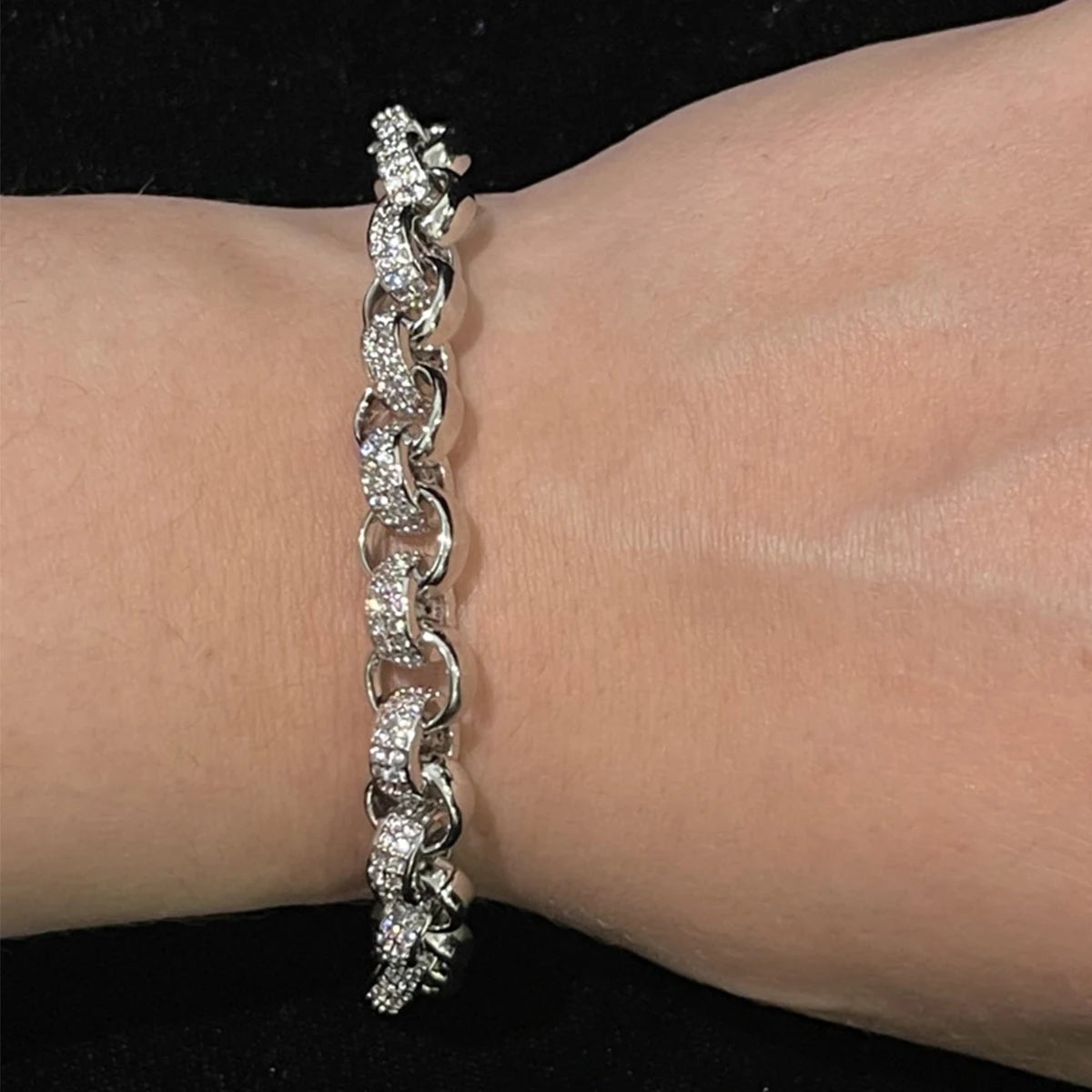 Aokaishen Circle Cuban Link Bracelet Men Copper Chain Iced Out Cubic Zirconia Rapper Rock Hip Hop Jewelry - Uknowucme