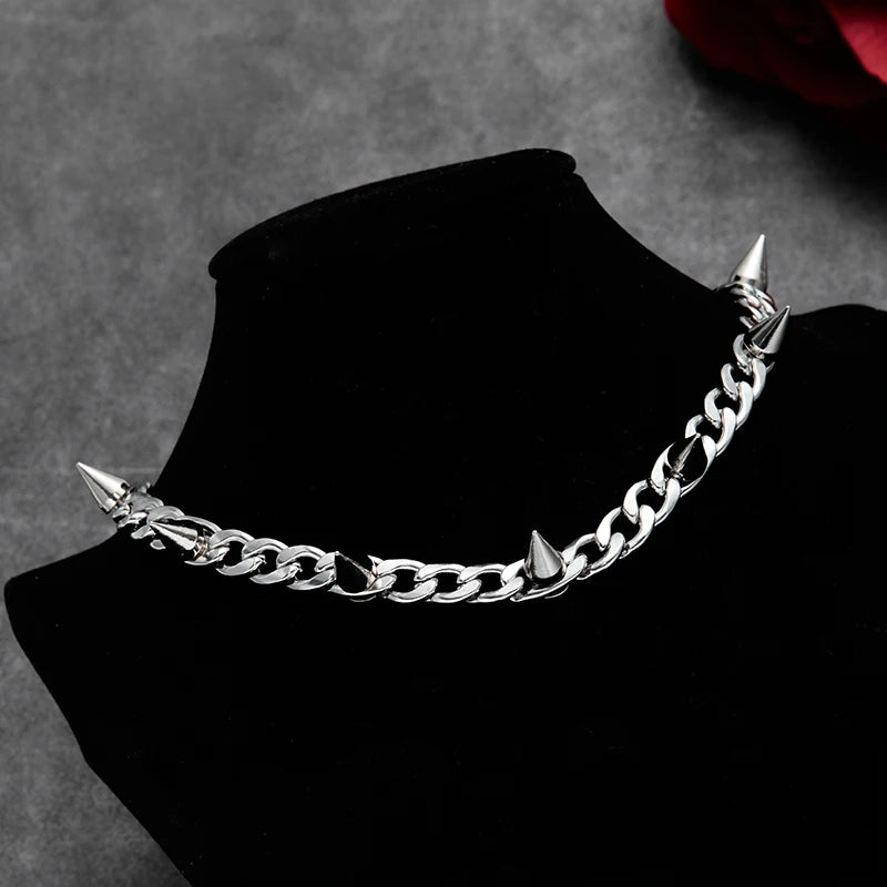 Hip -hop Metal Rivet Pendant Necklace For Women Men Punk Rock Gothic Fashion Necklace Charm 90s Aesthetic Jewelry Gift - Uknowucme