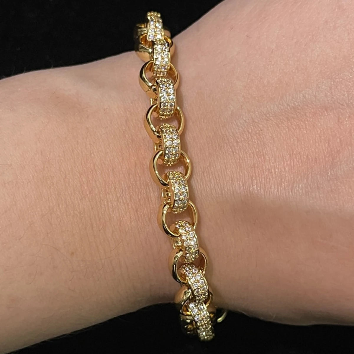 Aokaishen Circle Cuban Link Bracelet Men Copper Chain Iced Out Cubic Zirconia Rapper Rock Hip Hop Jewelry - Uknowucme