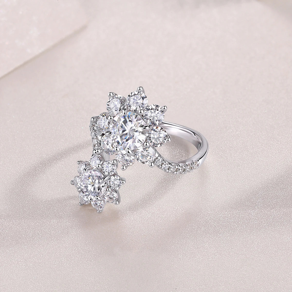 JIUZUAN Moissanite Ring, S925 Silver & 18K Gold Plating, Elegant Sparkling Design, Perfect Christmas Gift, Luxury Jewelry - Uknowucme