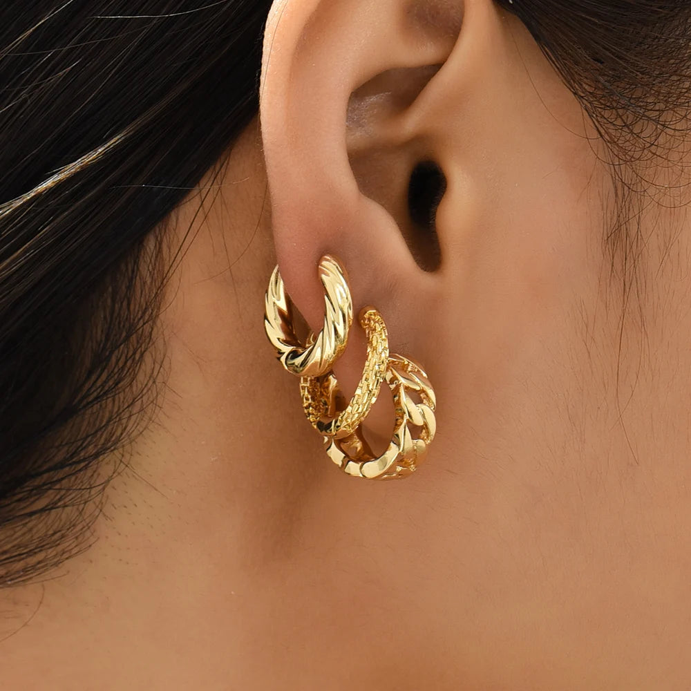Minimalist Gold Plated Twisted Figaro Circle Round Shape Huggies Earring for Women Punk Glossy Metal Hinged Back Hoop Earrings - Uknowucme
