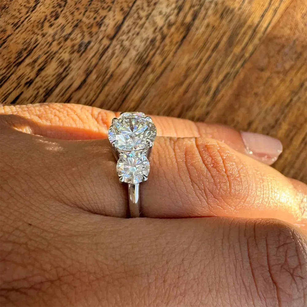 4 Carat Moissanite Ring with Certificate 925 Sterling Silver Brilliant Cut Lab Diamond Engagement Ring Wedding Band for Women - Uknowucme
