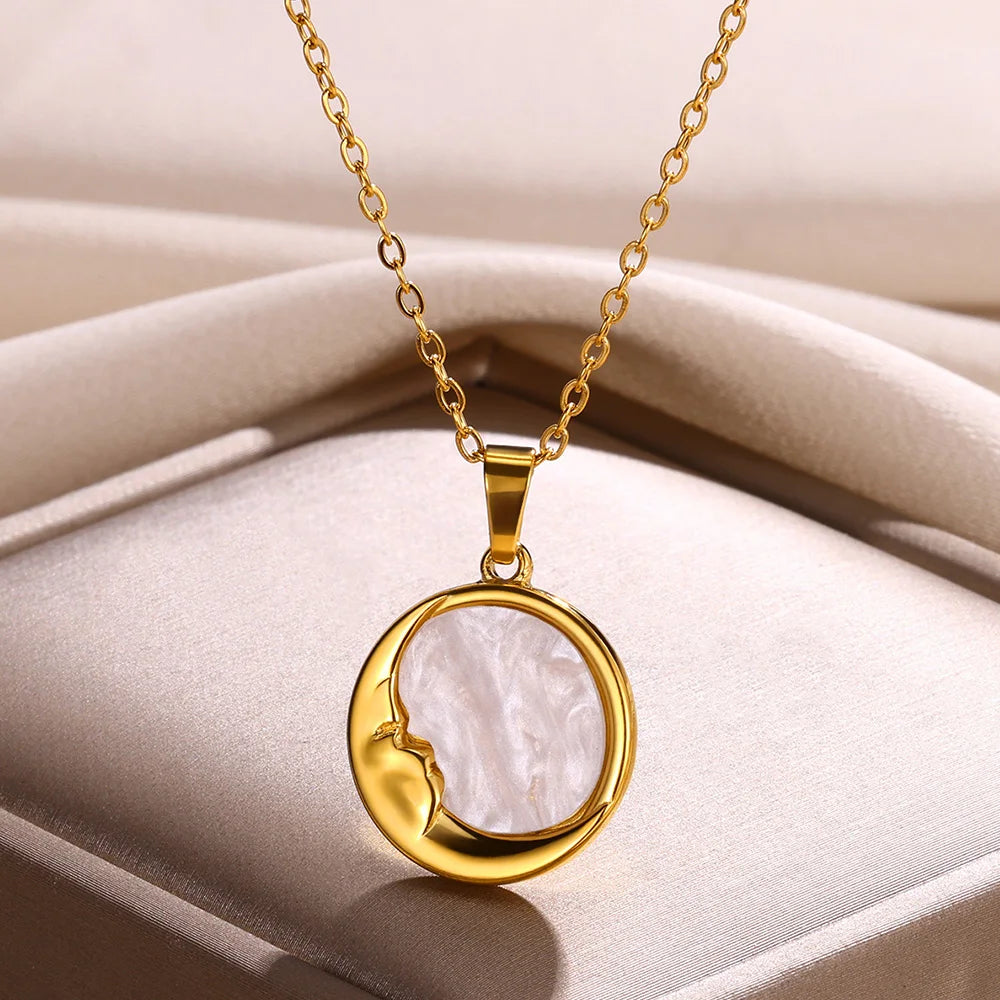 Stainless Steel Luck Clover Pendant Necklaces For Women Gold Color Chain Accessories Moon Round Necklace Square Cross Jewelry