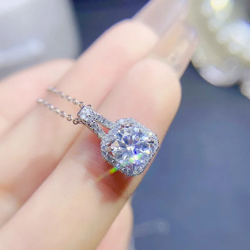 925 Sterling Silver Necklace Pendant 100% Real Moissanite For Women Fashion Clavicle Chain Necklaces Wedding Party Jewelry Gift - Uknowucme