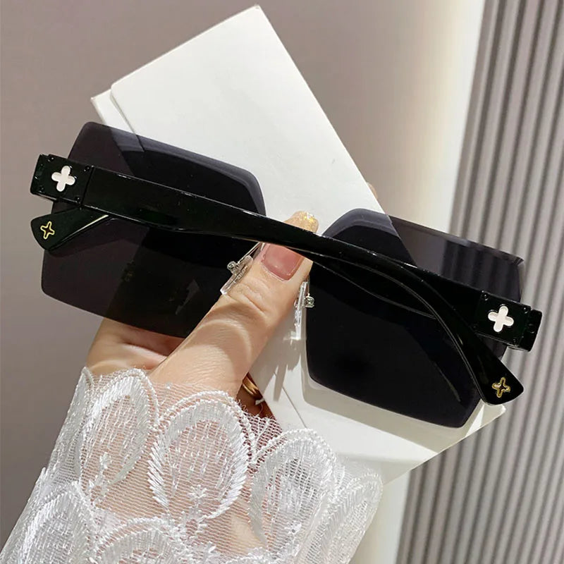 New Frameless Square Sunglasses Summer Women Leisure Street Shooting Sun Glasses Fashion Sunshade Eyewear UV400 Gafas De Sol - Uknowucme