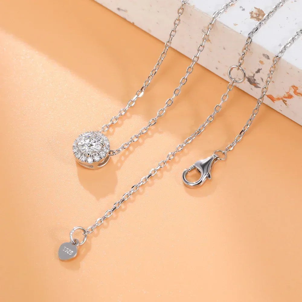 M-JAJA Moissanite Necklace 0.5ct/1ct D Color Round Cut Pendant 18K White Gold Plated Adjustable 925 Sterling Silver Fine Jewelry - Uknowucme