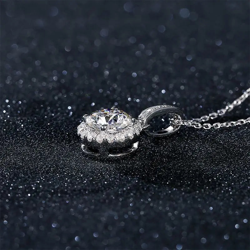 925 Sterling Silver Necklace Pendant 100% Real Moissanite For Women Fashion Clavicle Chain Necklaces Wedding Party Jewelry Gift - Uknowucme