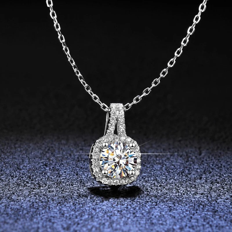 925 Sterling Silver Necklace Pendant 100% Real Moissanite For Women Fashion Clavicle Chain Necklaces Wedding Party Jewelry Gift - Uknowucme