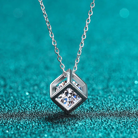 Moissanite diamond necklace, S925 silver plated with pt950 gold, square pendant necklace - Uknowucme