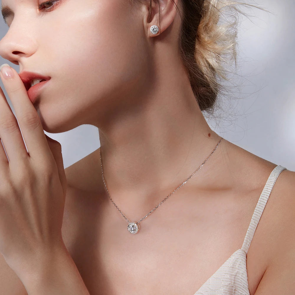 M-JAJA Moissanite Necklace 0.5ct/1ct D Color Round Cut Pendant 18K White Gold Plated Adjustable 925 Sterling Silver Fine Jewelry - Uknowucme