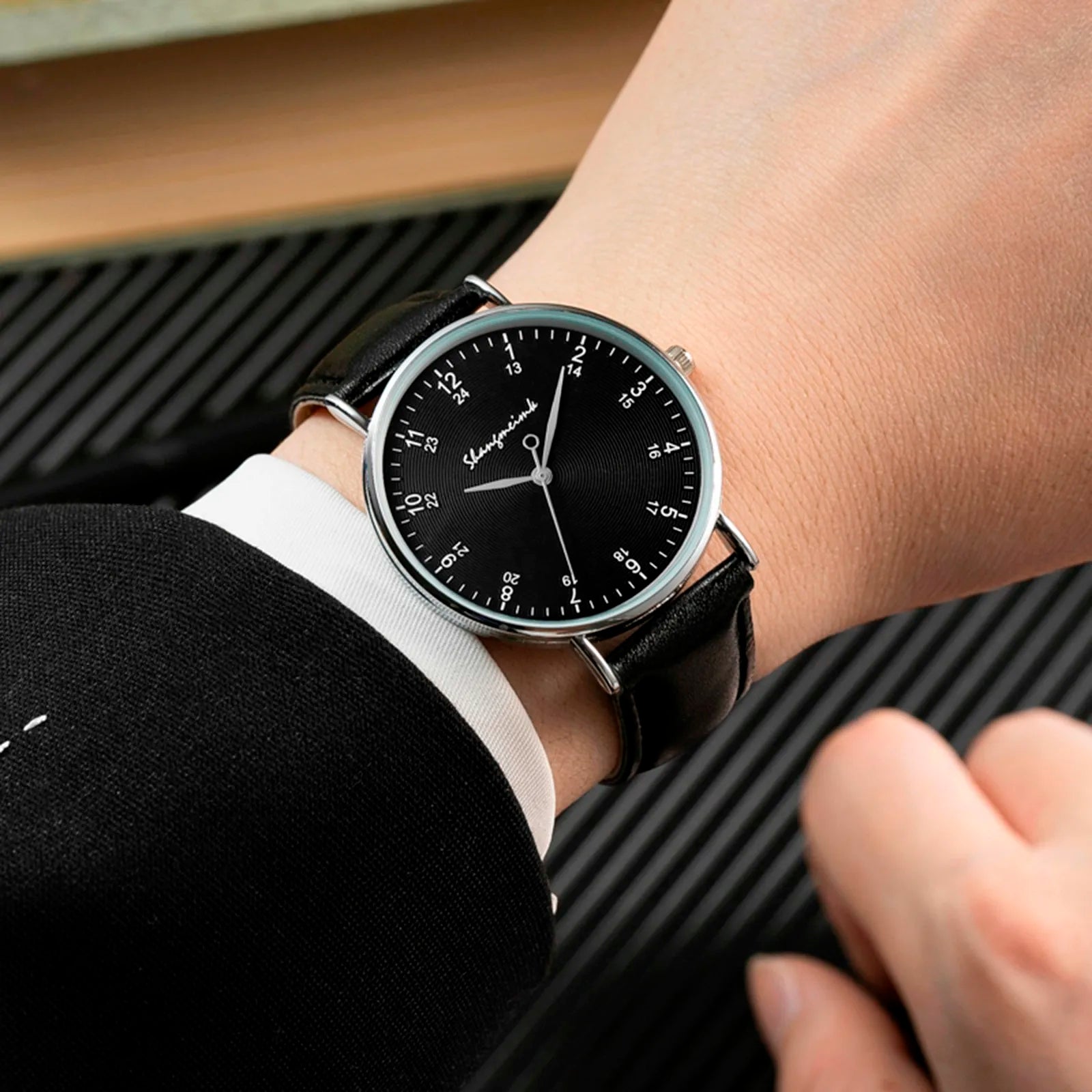Free Shiping Items Quartz Watches For Men Strapstainless Steel Quartz Watch With Leather Strap Relogio Masculino Reloj Hombre - Uknowucme