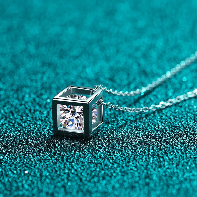 Moissanite diamond necklace, S925 silver plated with pt950 gold, square pendant necklace - Uknowucme