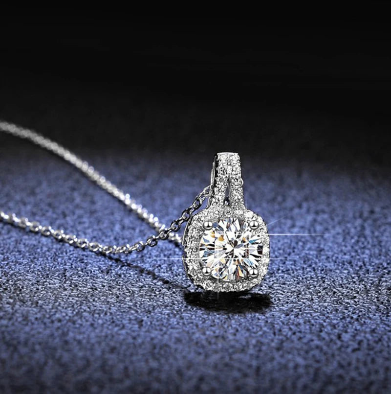 925 Sterling Silver Necklace Pendant 100% Real Moissanite For Women Fashion Clavicle Chain Necklaces Wedding Party Jewelry Gift - Uknowucme