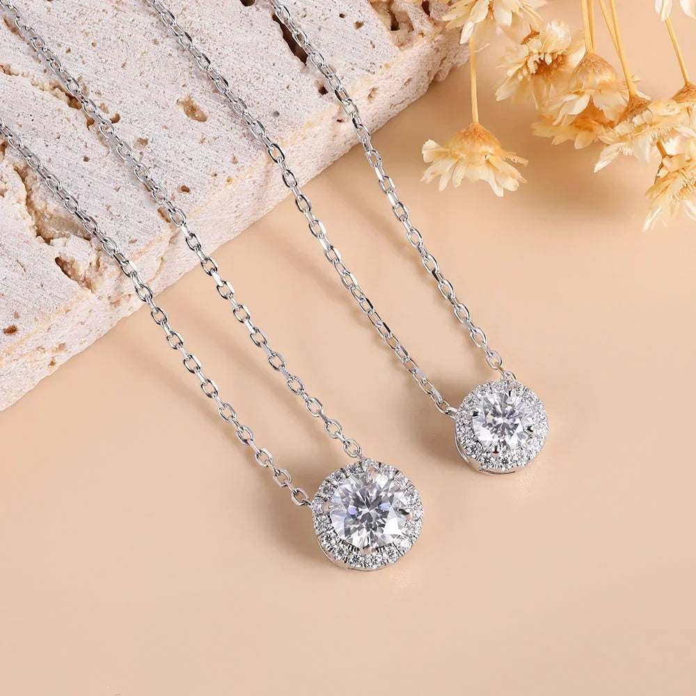 M-JAJA Moissanite Necklace 0.5ct/1ct D Color Round Cut Pendant 18K White Gold Plated Adjustable 925 Sterling Silver Fine Jewelry - Uknowucme